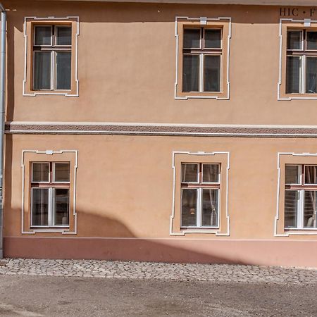 Ch6 By Rentable Apartment Brasov Exterior photo